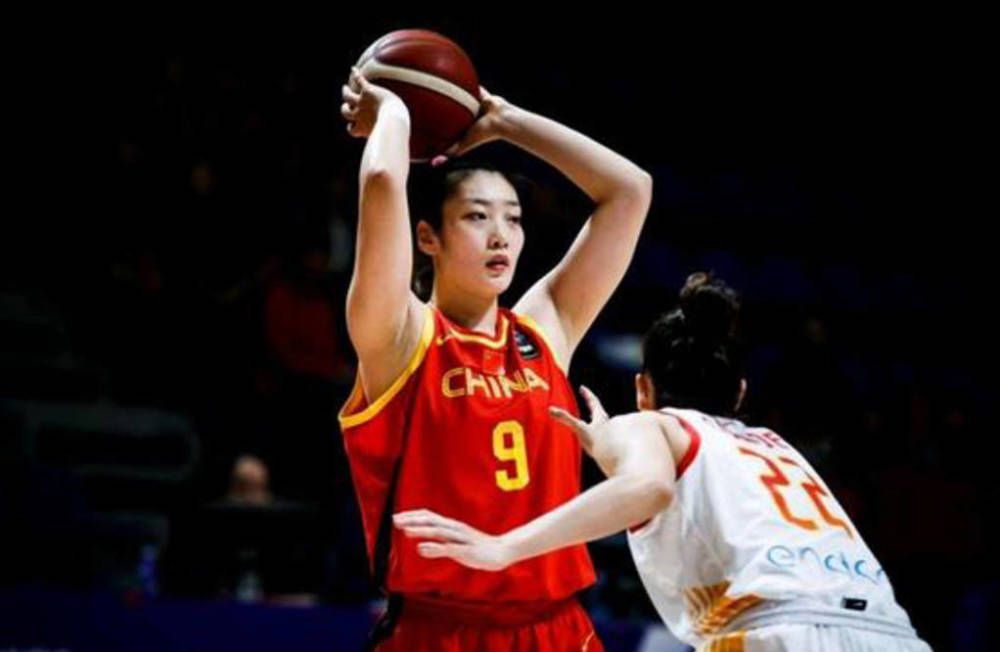 《怪奇物语5》发布动态角色海报 8 《小丑回魂》前传《欢迎来到德里镇》曝最终预告 9 谢尔比家族回归！